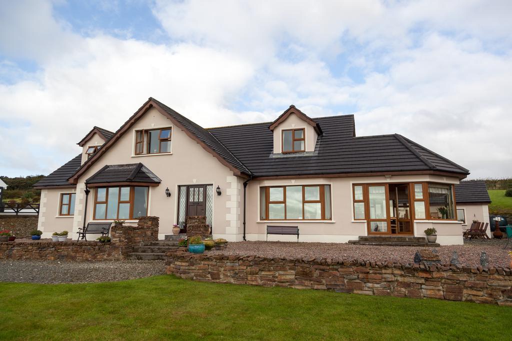 Inishowen Lodge B&B Moville Exterior photo